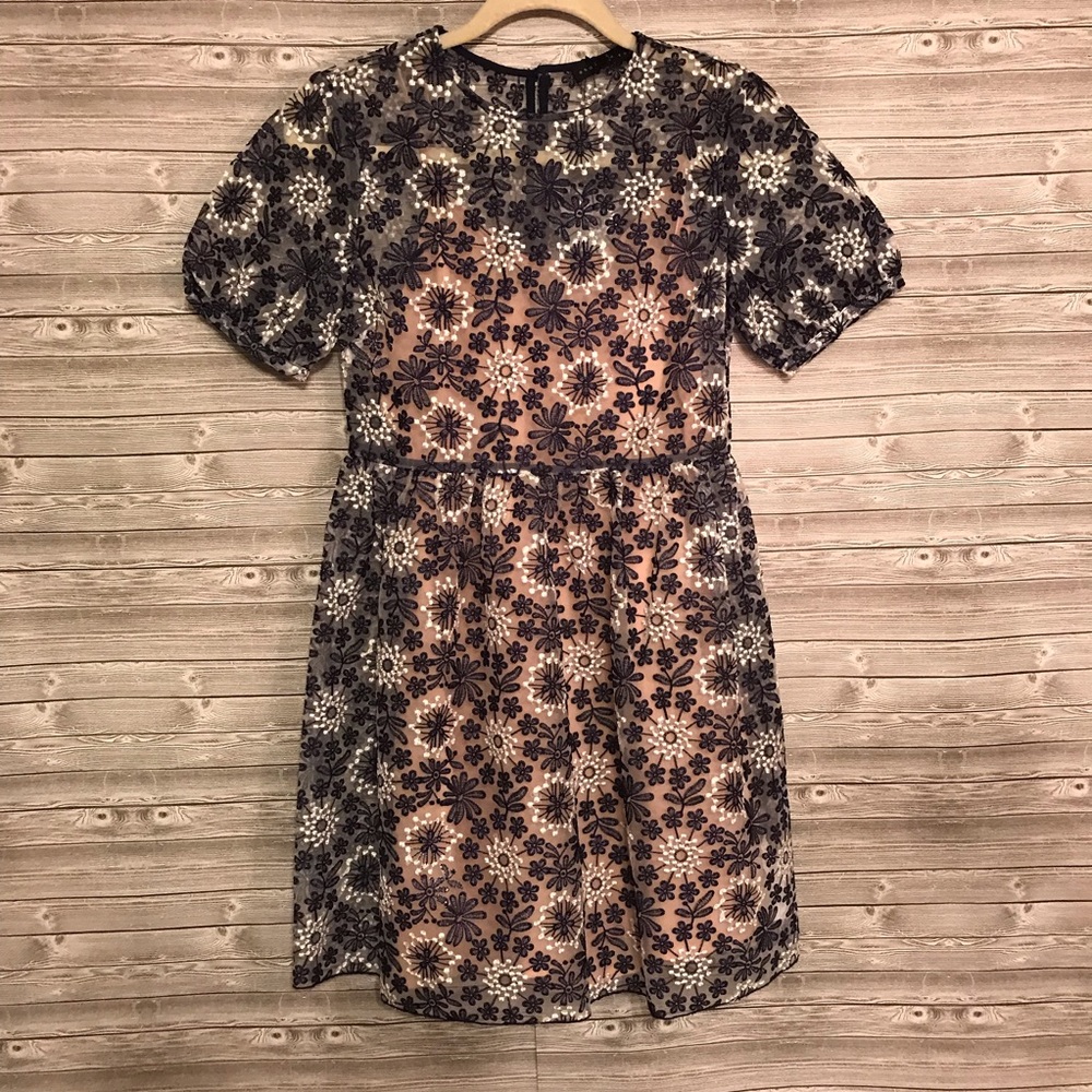 NWT Endless Rose Floral Embroidered Dress Sz XS